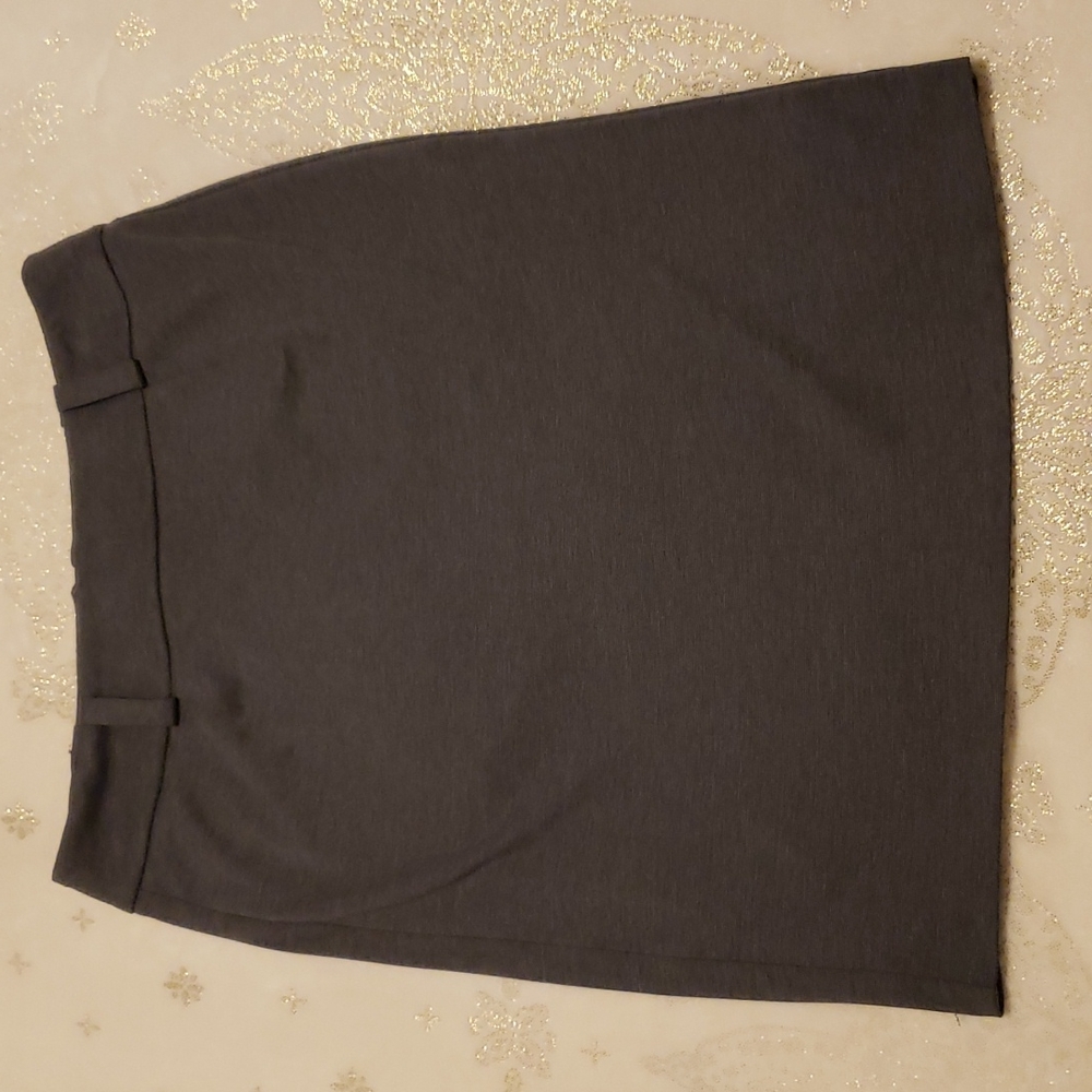 Gray Heathered Pencil Skirt